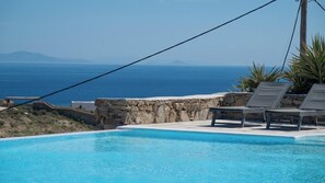 Utomhuspool