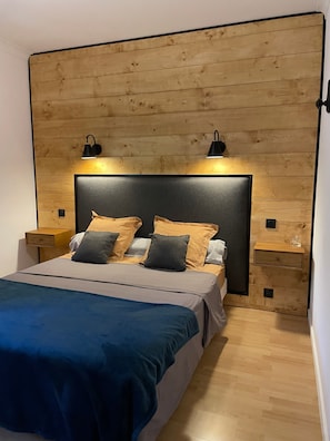 4 Schlafzimmer, Bügeleisen/Bügelbrett, WLAN, Bettwäsche