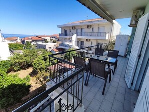 Outdoor dining - Overlooking the Tower by RentalsPro - Nea Fokea Halkidiki (Nea Fokea)