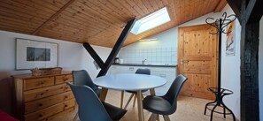 Dining - Vacation apartment FR1 - "Seewohnung" - Holiday apartment "Seewohnung" with (Graal-Müritz)