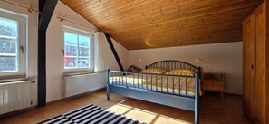1 bedroom, WiFi - Vacation apartment FR2 - "Waldwohnung" - Holiday apartment "Waldwohnung" in a quiet location (Graal-Müritz)