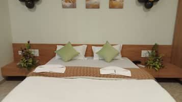 Deluxe Double or Twin Room, Balcony