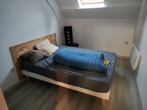 Strykejern/-brett, wi-fi og sengetøy