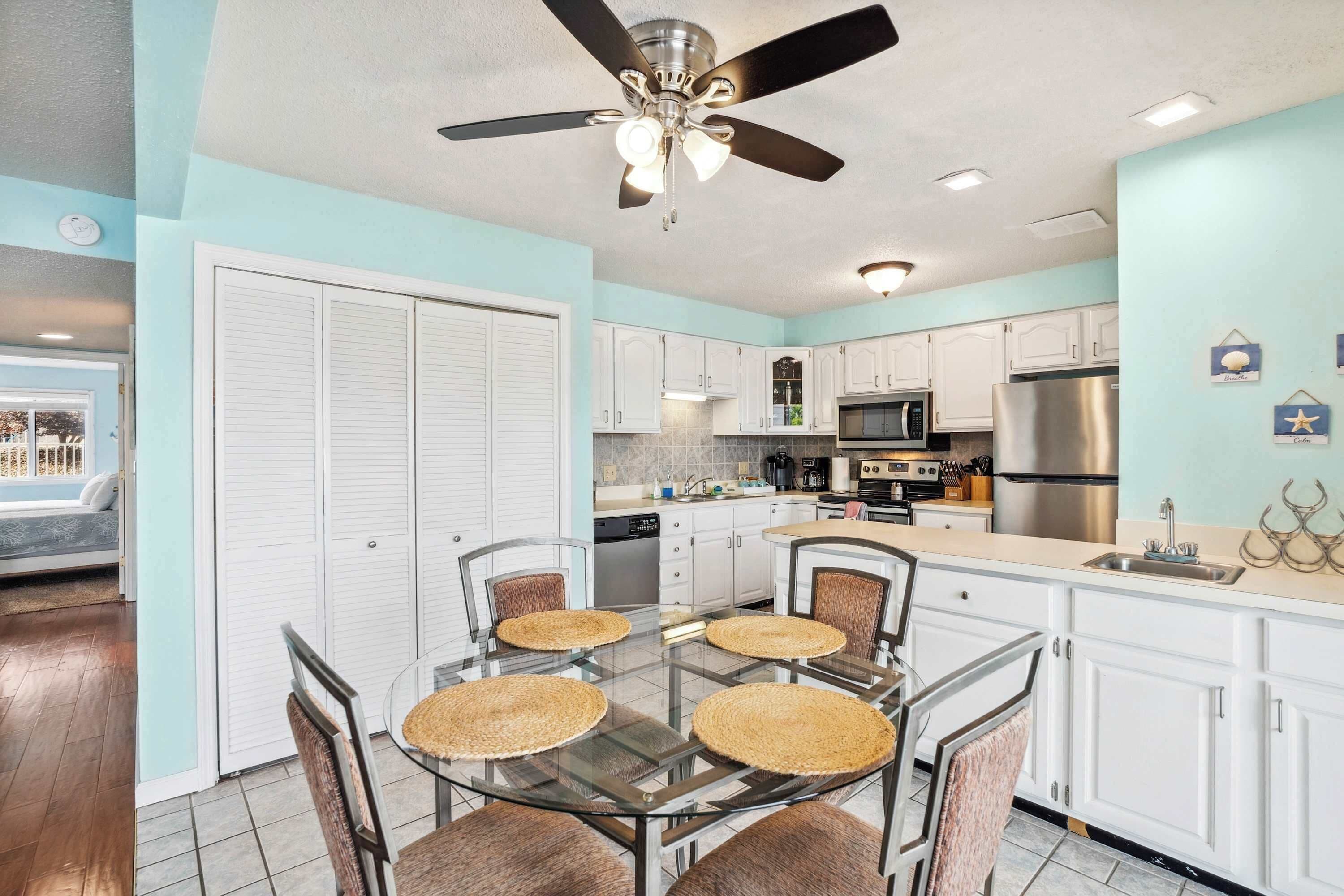 Appart'hôtel, plusieurs lits, balcon (Big Cozy Condo) | Restauration