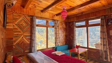 Rom – deluxe, fjellutsikt