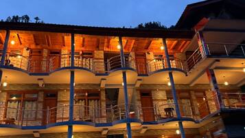 Rom – deluxe, fjellutsikt | Eksteriør