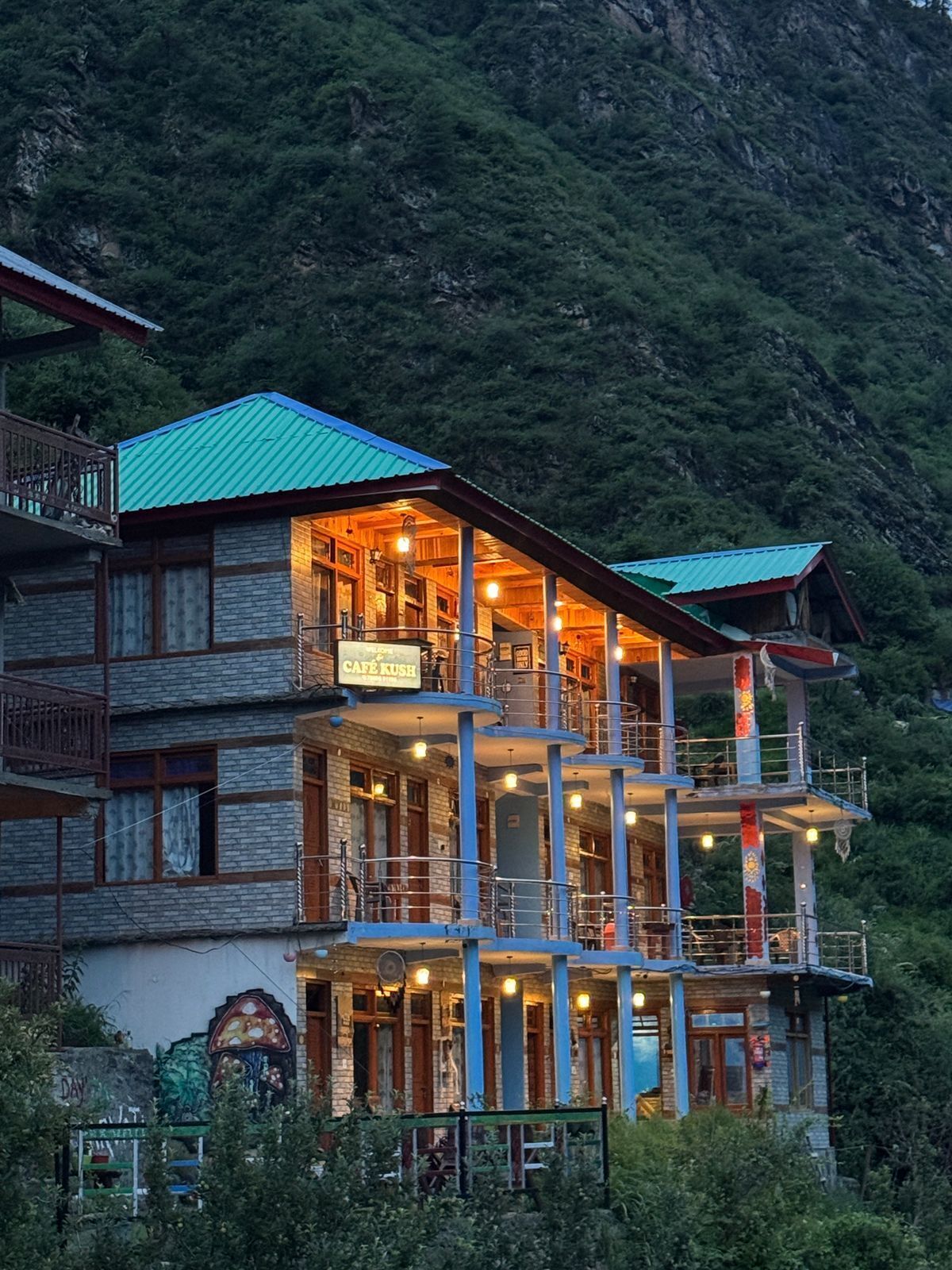 Front of property – evening/night