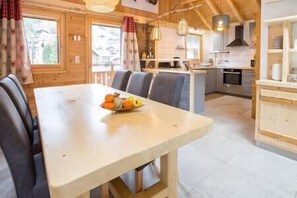 Dining - Simply Morzine - Apartment du Centre (Les Gets)