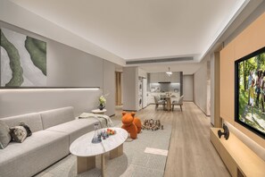 Three Bedroom Deluxe | Living area