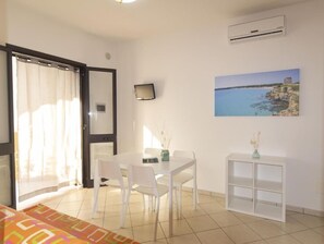 公寓, 庭園景, 轉角 | 用餐區