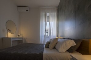 2 bedrooms, iron/ironing board, free WiFi, bed sheets - Baronio@home - One Bedroom Apartment, Sleeps 4 (Rome)