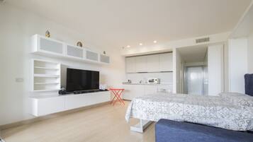 1 Schlafzimmer, BĂŒgeleisen/BĂŒgelbrett, kostenloses WLAN, BettwĂ€sche