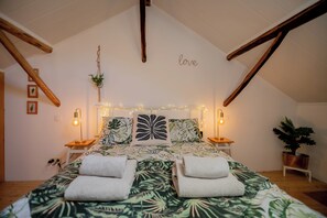 2 bedrooms, iron/ironing board, WiFi, bed sheets - House near the beautiful Praia Grande de Pêra and the Salgados Lagoon (Pêra)