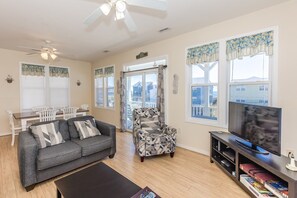 Living area - The Reason Why - Oceanview comfort a spacious 4-bedroom haven (Surf City)