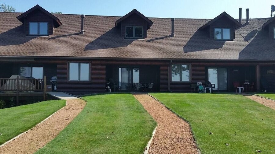 Fence Lake Condo #10 - Docking, Wifi, Beach