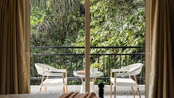 Apartment, 2 Bedrooms, Kitchenette | Interior