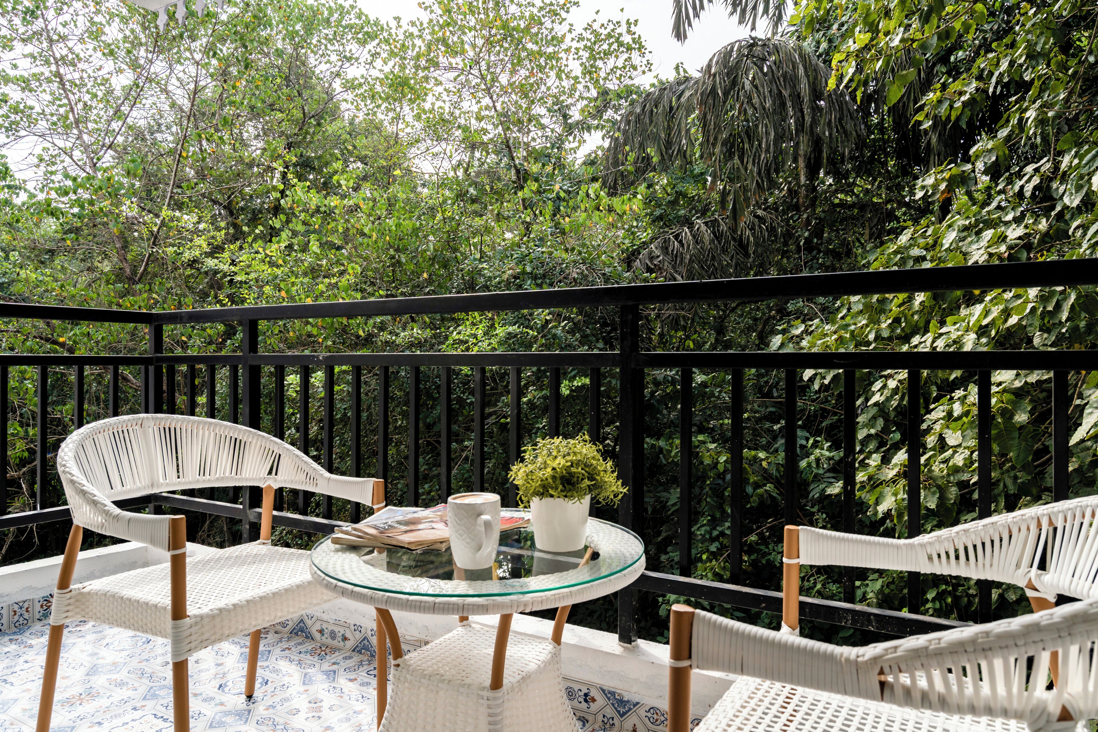 Apartment, 2 Bedrooms, Kitchenette | Property grounds