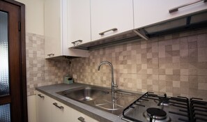 Coffee/tea maker, electric kettle, toaster - Appartamento Lisa (Toscolano Maderno)