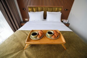 Deluxe Double Room - Calligraphy Hotel (Batumi)