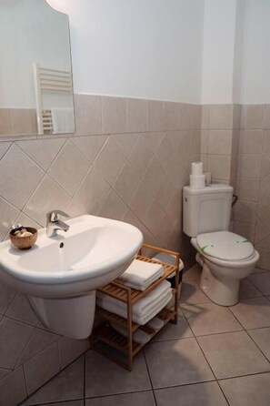 Zweibettzimmer | Badezimmer