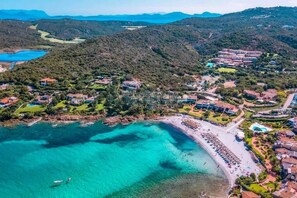 Beach nearby, beach towels - Elite Collection Villa Pevero Acquamarina (Porto Cervo)