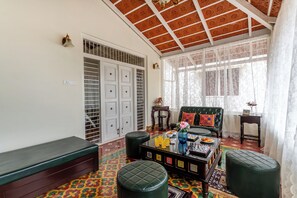 Interior - Alaya Stays Mihirikas Nirvana 5-BHK (Ooty)