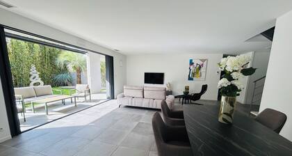 villa moderne spacieuse avec garage