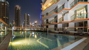 Luxury Apartment, Balcony, City View | Pool