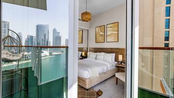 Luxury Apartment, Balcony, City View