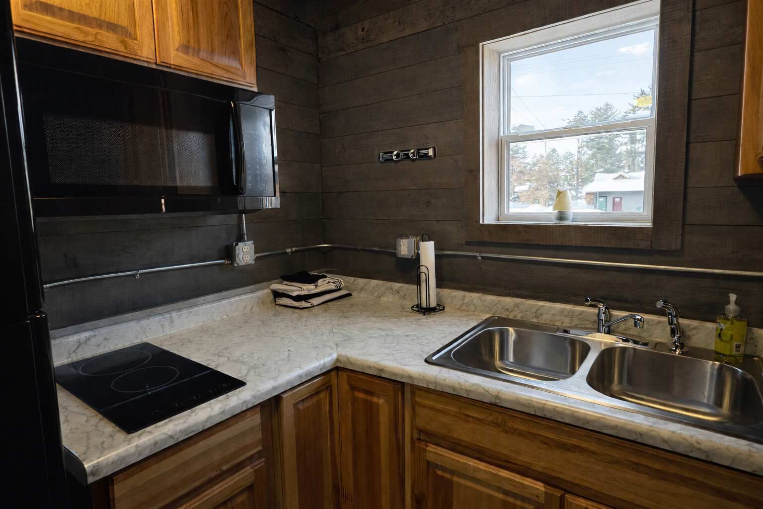 Studio, plusieurs lits, cuisine, vue jardin (Outback Shack) | Vue de la chambre