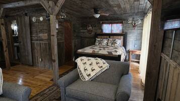 Studio, Beberapa Tempat Tidur, dapur, pemandangan kebun (Outback Shack) | Interior