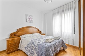 2 Schlafzimmer, Bügeleisen/Bügelbrett, WLAN, Bettwäsche