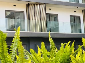 Exterior detail - LuxeComfy Studio@ The Lennox, Airport Residential (Accra)