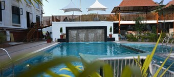 KING'SWAY HOTEL AND RESORT