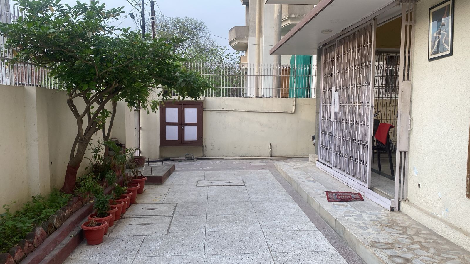 숙박 시설 구내