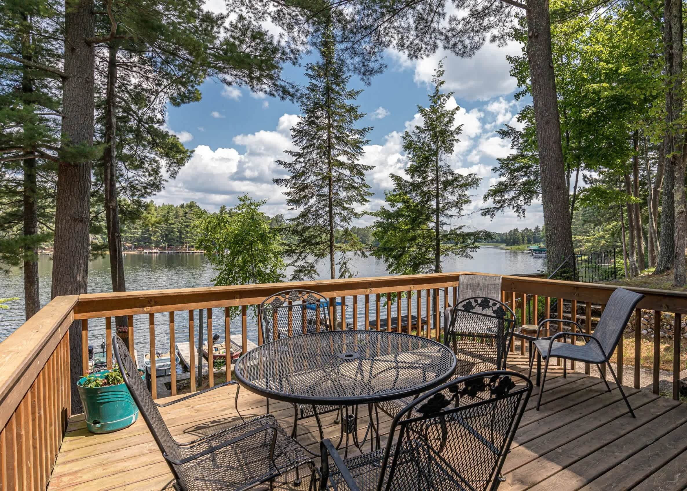 Cabin, nhiều giường, sân hiên (Bouchard - Pinewood) | Quang cảnh từ phòng