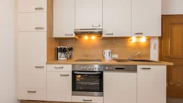 Familie appartement, 4 slaapkamers, balkon, uitzicht op bergen | Privékeuken