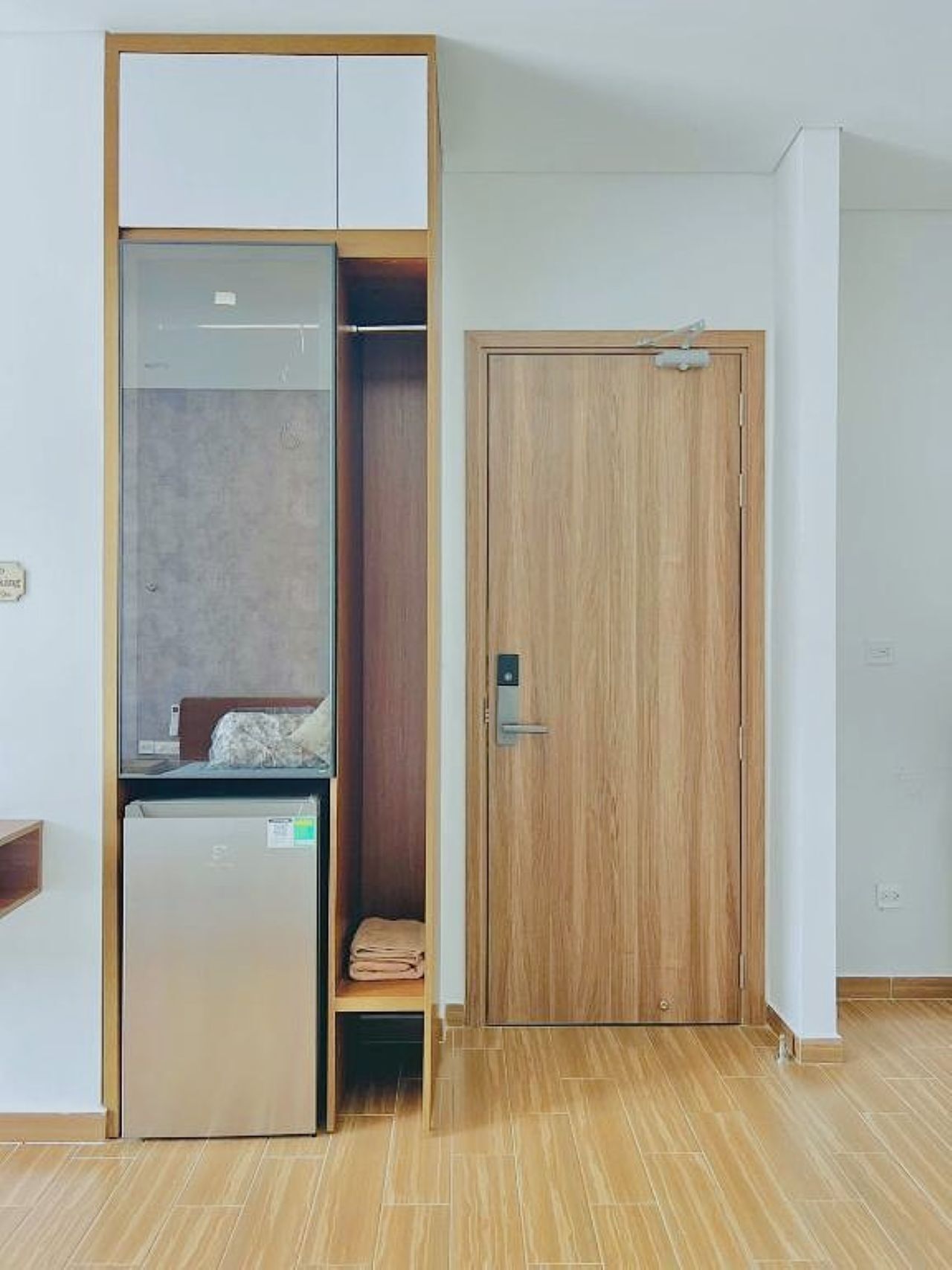 Cortinas blackout y sistema de insonorización 