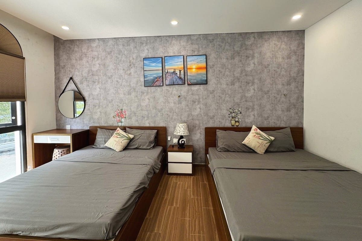 Quarto quádruplo standard, vista para a cidade