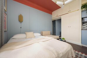 Bügeleisen/Bügelbrett, Reisekinderbett, WLAN, Bettwäsche