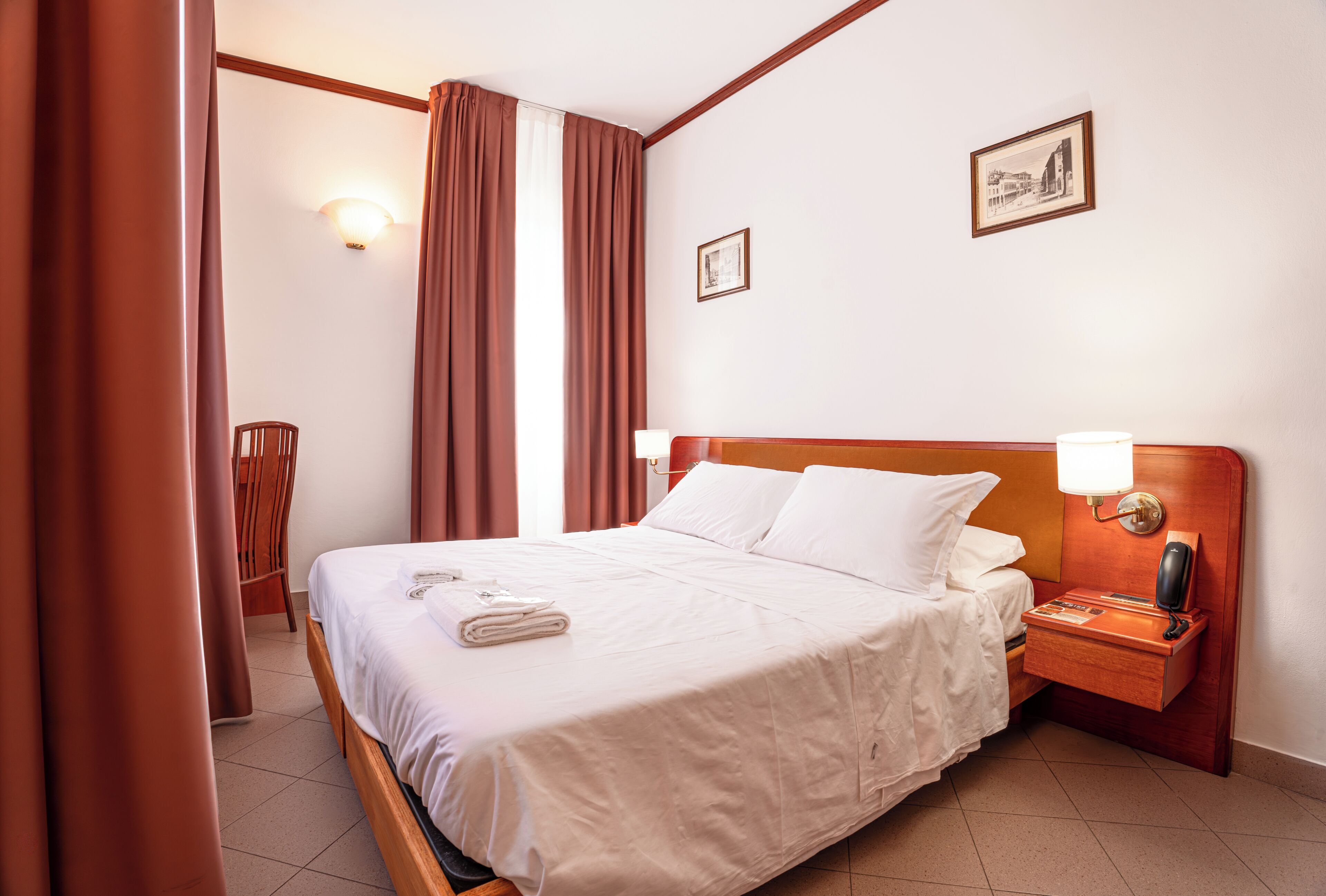 Double or Twin Room, Mountain View