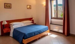 Room - misa hotel (Marzabotto)