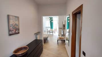 Căn hộ, quang cảnh sân vườn | Nội thất