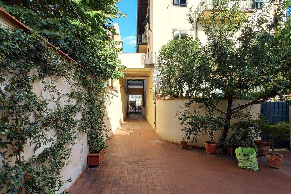 Amalia Apartments - Via la Farina