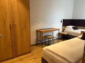 Apartamento, sacada, vista para a montanha