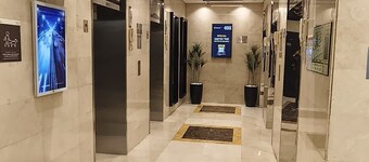 Dubai gate-2