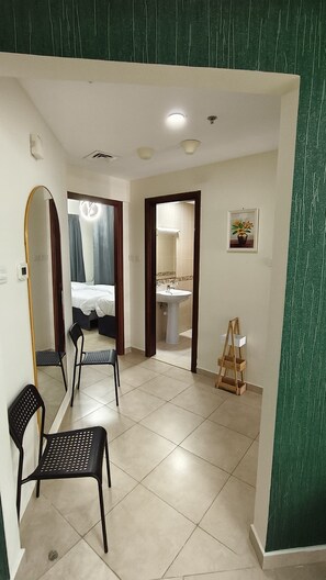 Comfort Apartment, Balcony, City View - Dubai gate-2 (Dubai)