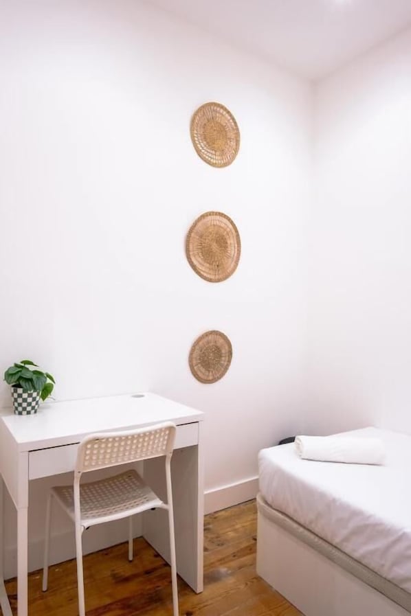 Economy Single Room, Non Smoking