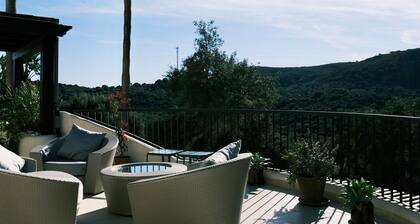 Appartement 'San Roque Golf' avec vue montagne, Wi-Fi et climatisation