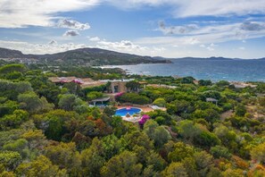 Exterior - ELITE COLLECTION- VILLA FLOWERS WITH ACCESS TO THE SEA (Porto Cervo)